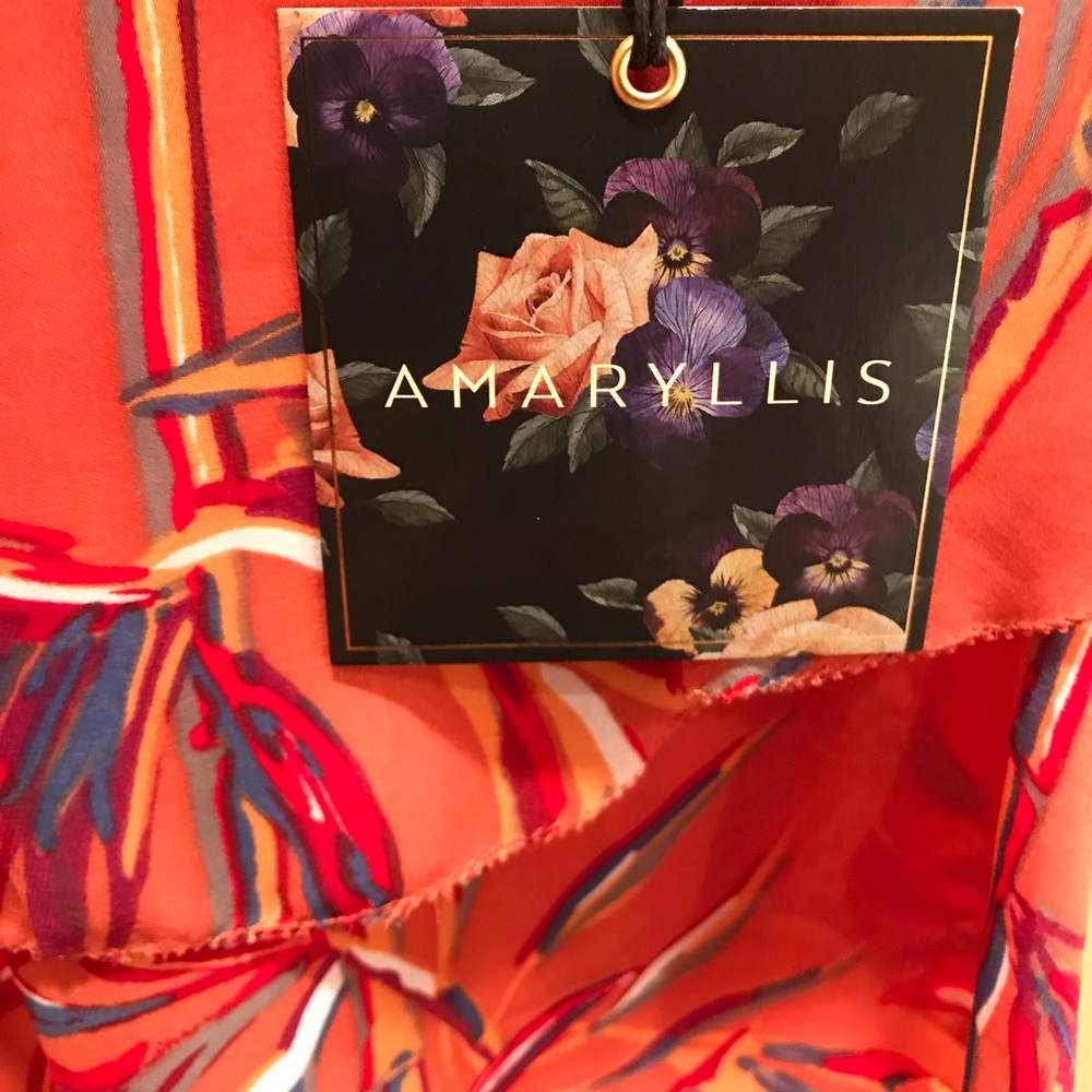 Amaryllis One Shoulder Ruffle Top 💜 - Picture 4 of 4